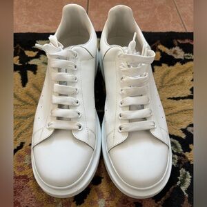 Alexander McQueen oversized sneaker Size 13 (46D)